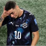 FIFA confirmó la suspensión para Miguel Almirón, el primer futbolista expulsado por la Ley Prestianni. FIFA confirmó la suspensión para Miguel Almirón, el primer futbolista expulsado por la Ley Prestianni.