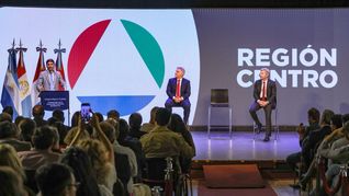 Maximiliano Pullaro ofició como anfitrión de la cumbre de la Región Centro.