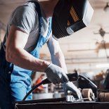 La pregunta es política: ¿queremos un país que viva del mercado financiero o un país que viva del trabajo? Porque cuando las reglas están hechas solo para el mercado, el trabajo se destruye. La pregunta es política: ¿queremos un país que viva del mercado financiero o un país que viva del trabajo? Porque cuando las reglas están hechas solo para el mercado, el trabajo se destruye.