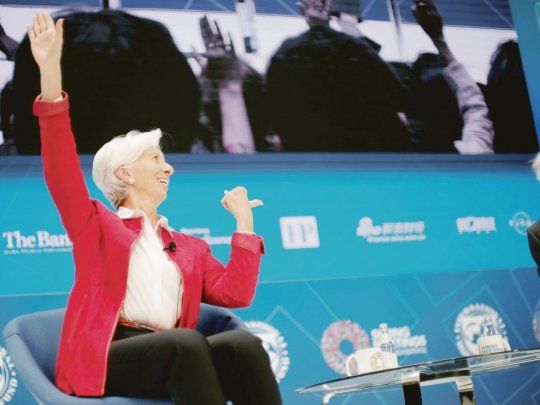 anfitriona. Christine Lagarde abrió ayer la asamblea de primavera conjunta entre el FMI y el Banco Mundial. Habló largamente sobre la Argentina, el brexit y la marcha de la economía global.&nbsp;
