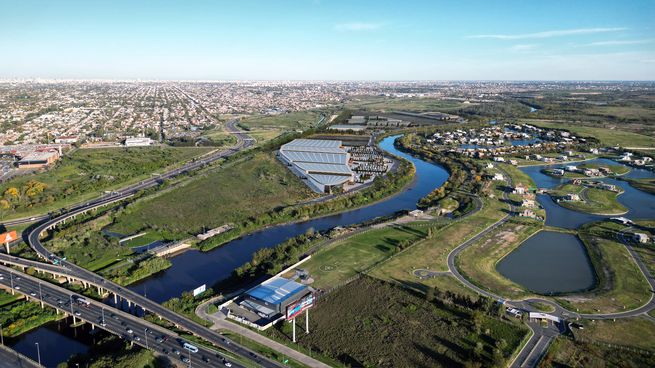 Bayres Connect se construye en una zona dinámica, próximo con el Camino del Buen Ayre y la ruta Panamericana, en el partido de San Martín
