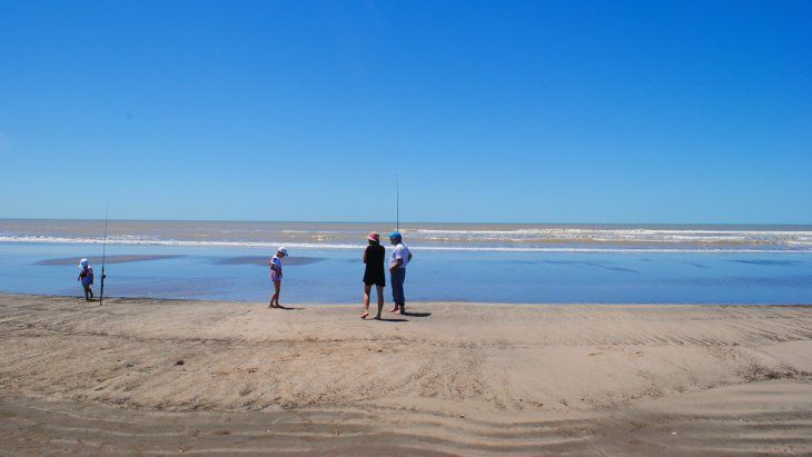 Una playa ideal para descansar y desconectarse del ritmo de la ciudad. Una playa ideal para descansar y desconectarse del ritmo de la ciudad.
