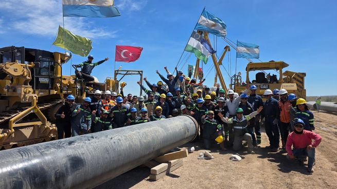 La obra permitirá exportar petróleo desde la costa atlántica a partir de 2026 y generará ingresos por más de u$s1.000 millones para la provincia.