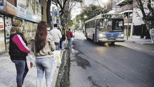 La UTA se plantea realizar medidas de fuerza ante la dificultad para pagar los salarios.