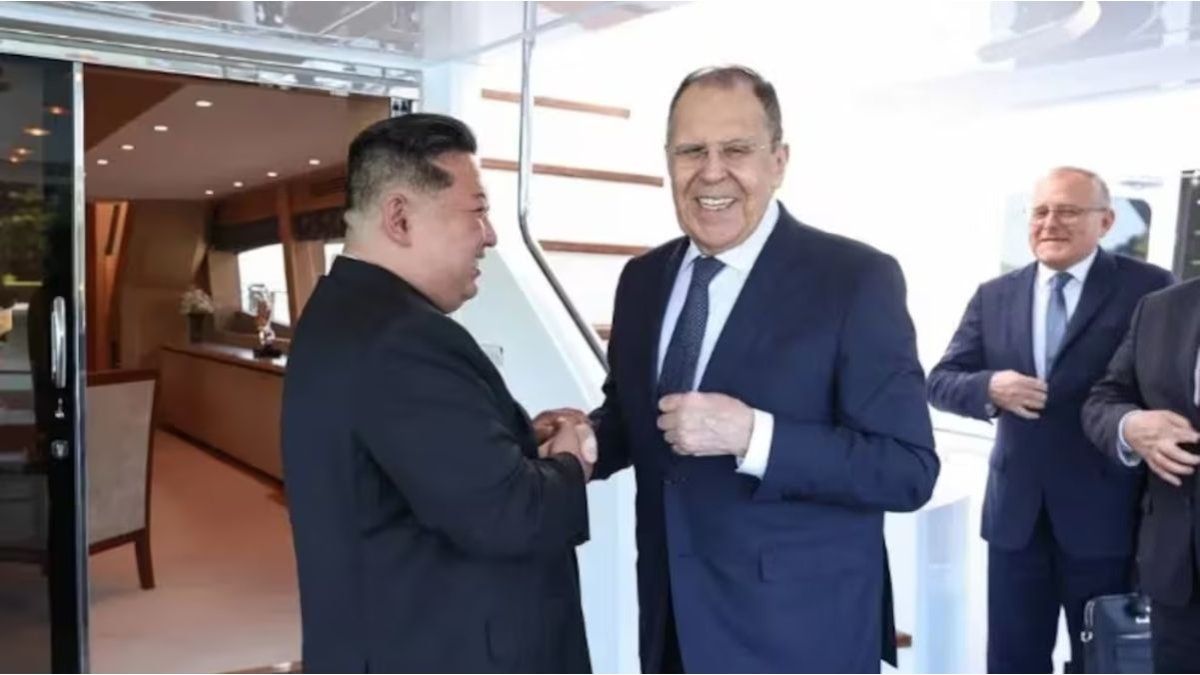 Russia supports the North Korean nuclear program and questions the US military pressure and its allies