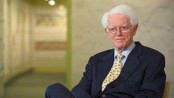 Peter Lynch.