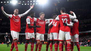 El Arsenal rompe el chanchito para desbancar al City.&nbsp;