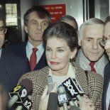 Era una de las mujeres más poderosas de su época, pero nadie sabía que detrás de eso había un plan malvado. Era una de las mujeres más poderosas de su época, pero nadie sabía que detrás de eso había un plan malvado.