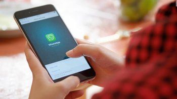Paso a paso, cómo activar el modo oscuro de WhatsApp en celulares con Android