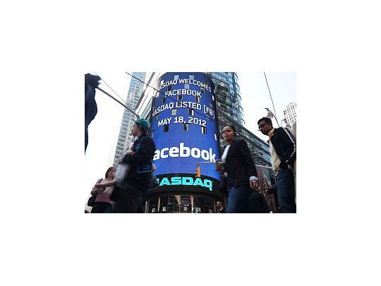 Facebook salió a bolsa el 18 de mayo del año pasado.