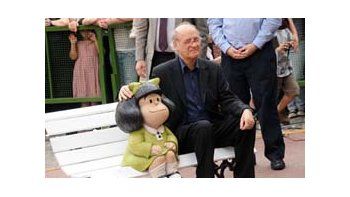 La escultura que homenajea a Quino y a Mafalda