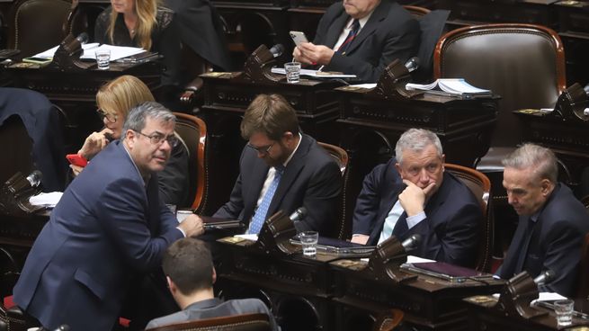 La oposición alcanzó el quorum en una fundamental sesión del año, pero no logró reactivar la Comisión $LIBRA.
