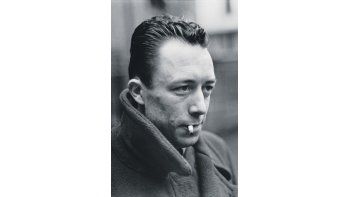 Albert Camus: el autor de «La peste» padecía ataques histéricos brutales, claustrofóbicos, que le impedían «subir a un tren, un avión o un subterráneo».