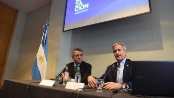 El secretario de Modernización, Andrés Ibarra y el secretario de Agroindustria, Luis Etchevehere.