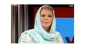 Lauren Booth se convirtió al Islam tras sentir un subidón de morfina espiritual durante una reciente visita a un santuario en Irán.