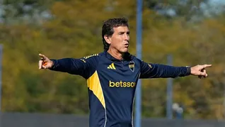 El exentrenador de Boca lo relegó y hoy pelea por no bajar de división en el país vecino.&nbsp;