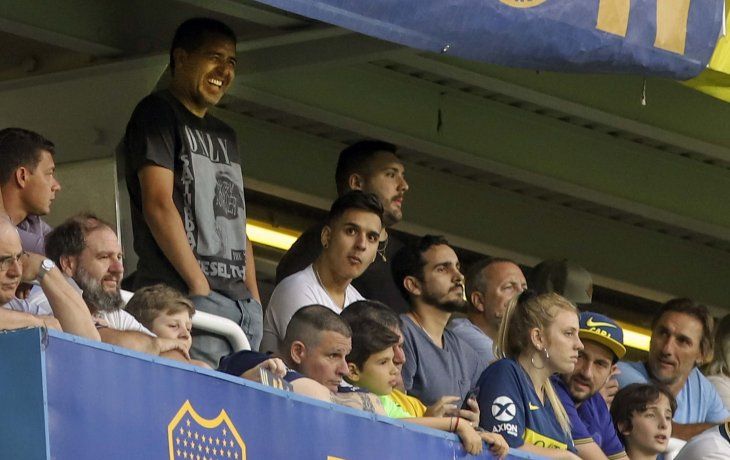 Riquelme metió empezó a meter mano en el fútbol de Boca.