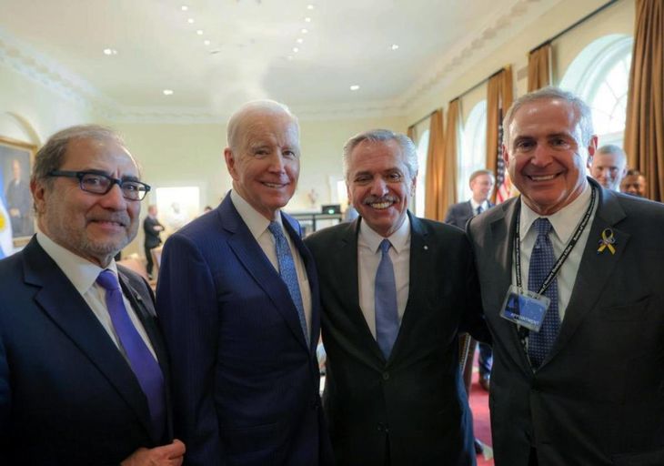 Argüello junto a Joe Biden, Alberto Fernández y Marc Stanley en marzo del 2023. Argüello junto a Joe Biden, Alberto Fernández y Marc Stanley en marzo del 2023.