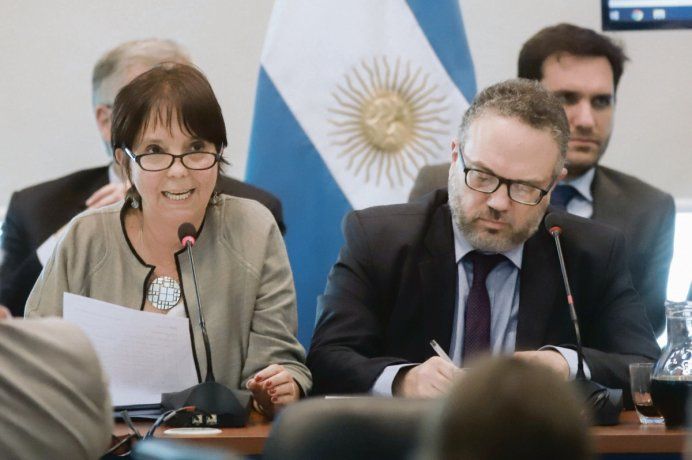 Mercedes Marcó del Pont y Matías Kulfas.