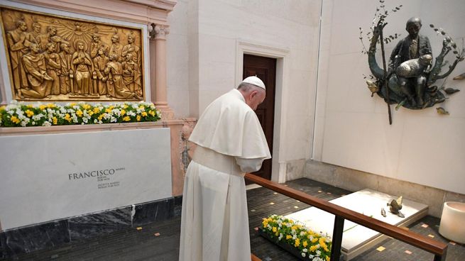 El Papa Francisco canonizó a Jacinta y Francisco el 13 de mayo del 2017 en Fátima.