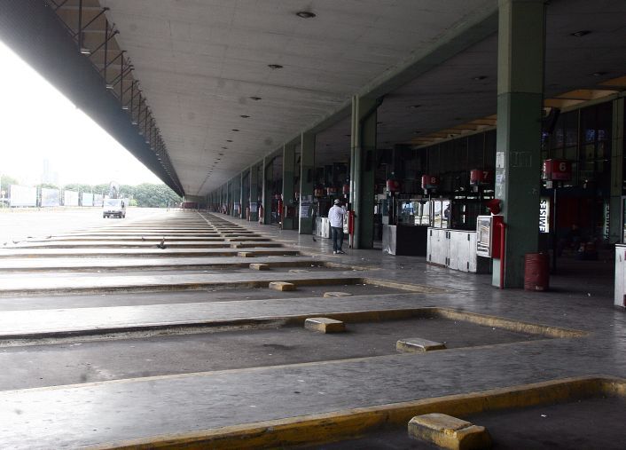 Los sindicatos hablan de un importantísimo acatamiento del paro general. (Foto: Mariano Fuchila).