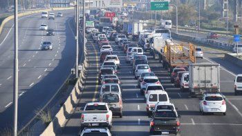 colapso la panamericana: por el paro de transporte miles de autos llegan a capital