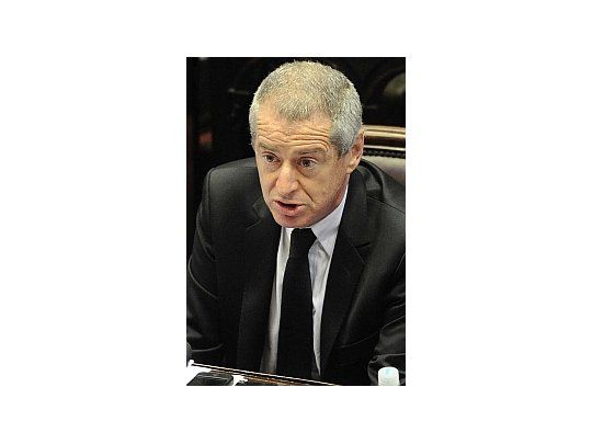 Jorge Landau.