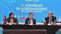 Gustavo Sáenz y Gerardo Zamora junto a Guillermo Francos.