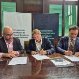 Funcionarios de 16 provincias acordaron coordinar acciones para proteger los derechos de niños y adolescentes del país. Funcionarios de 16 provincias acordaron coordinar acciones para proteger los derechos de niños y adolescentes del país.