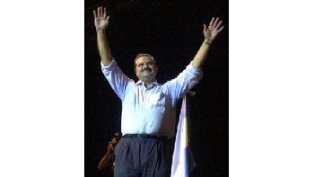 ámbito.com | Llenó L. Murphy el Luna Park y reclamó voto contra peronismo