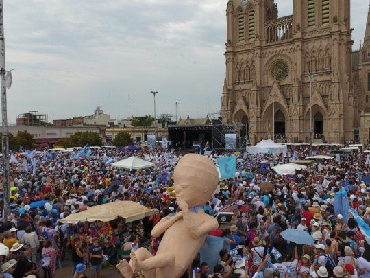 Los obispos que integran la Conferencia Episcopal Argentina cuestionaron el proyecto del Ejecutivo.