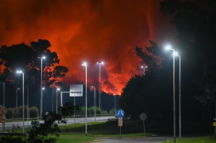 El incendio afectó zonas aledañas. El incendio afectó zonas aledañas.