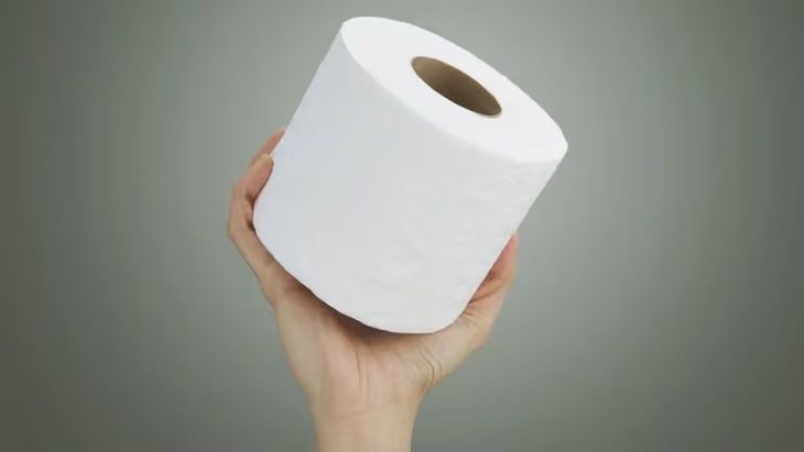 The toilet paper can retain food moisture. The toilet paper can retain food moisture.
