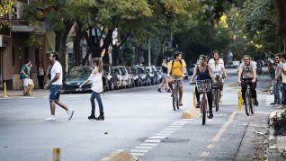 Un nuevo producto pensado para quienes se mueven en bicicleta propone una forma distinta de encarar la protección en la calle. Un nuevo producto pensado para quienes se mueven en bicicleta propone una forma distinta de encarar la protección en la calle.