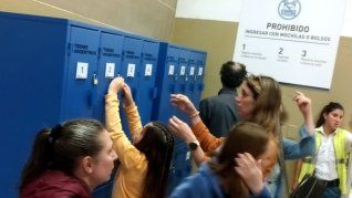 Los nuevos lockers en la estación Retiro generaron polémica entre los usuarios