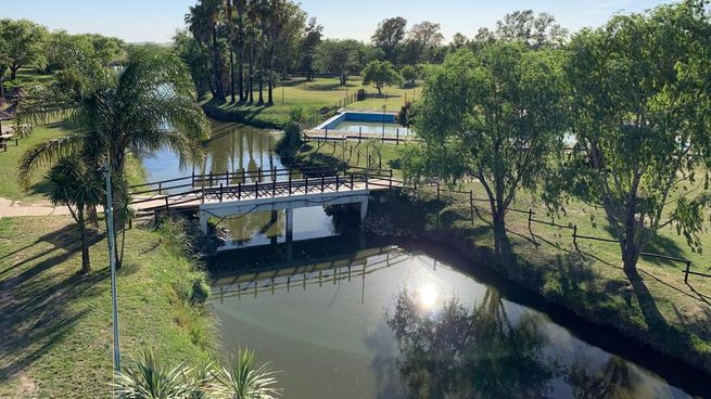 Este destino es una invitación a la calma, la historia y la naturaleza, un verdadero refugio para quienes buscan una pausa del ajetreo urbano sin alejarse demasiado de Buenos Aires.