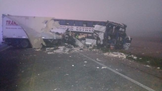 El choque en San Miguel del Monte arrojó cuatro víctimas fatales.
