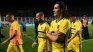 Cavani's controversial gestures to the San Lorenzo fans when he left the field Cavani's controversial gestures to the San Lorenzo fans when he left the field