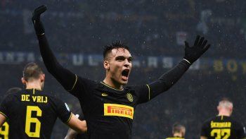 Lautaro Martínez convirtió su octavo gol en la Liga italiana y dejó a Inter en lo más alto del campeonato.