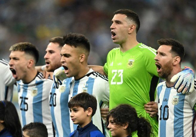 La selección argentina canta el himno nacional La selección argentina canta el himno nacional