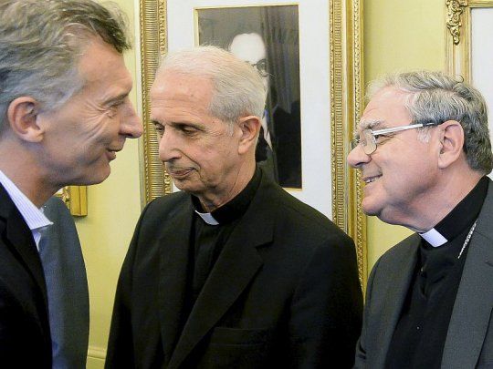 Macri recibió a monseñor Ojea, acompañado por el cardenal Mario Poli, en noviembre.