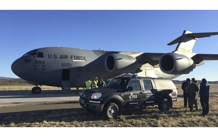Un avión C-17 de la Fuerza Aérea de EEUU llegó a Comodoro Rivadavia con equipos para la operación de búsqueda y rescate del submarino ARA SanJuan.