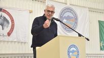 &nbsp;“Charlar con los productores y escuchar inquietudes enriquece y es una preocupación constante de nuestro presidente, Alberto Fernández y todo el gabinete, dijo Julián Domínguez en Santa Cruz.