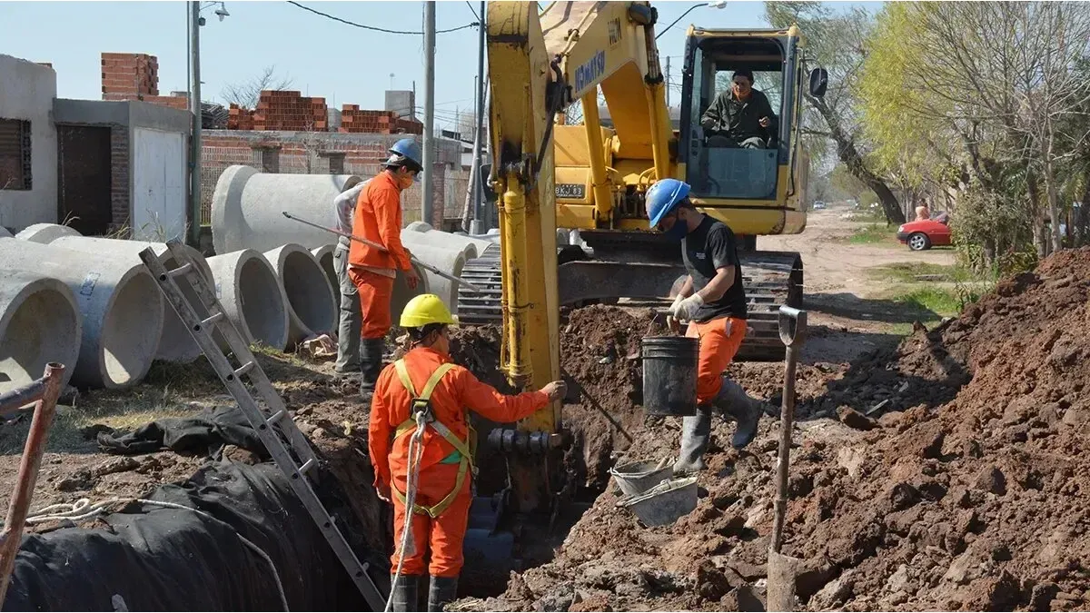The Spanish Dragados sold the local construction company Dycasa and leaves the country