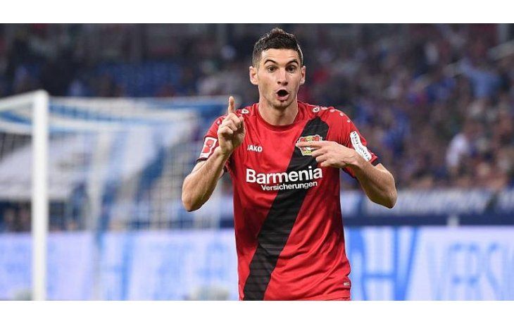 Alario deberá comprar un regalo si comete un acto de indisciplina.