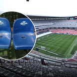 En redes sociales como Facebook ya se comercializan los asientos que fueron retirados del antes conocido como Estadio Azteca. Cuestan más de mil pesos. En redes sociales como Facebook ya se comercializan los asientos que fueron retirados del antes conocido como Estadio Azteca. Cuestan más de mil pesos.