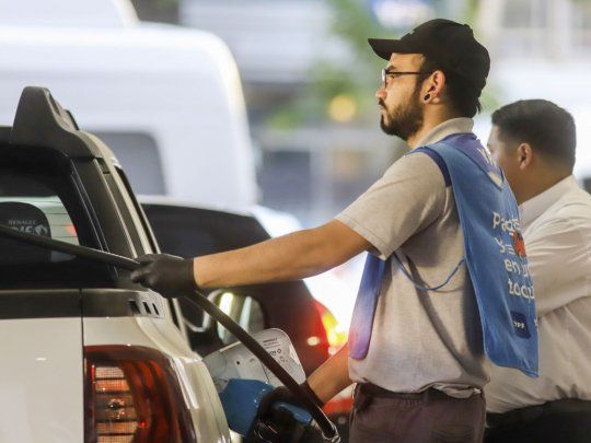 Alberto Fernández anticipó que el precio de los combustibles se va a&nbsp;mantener.