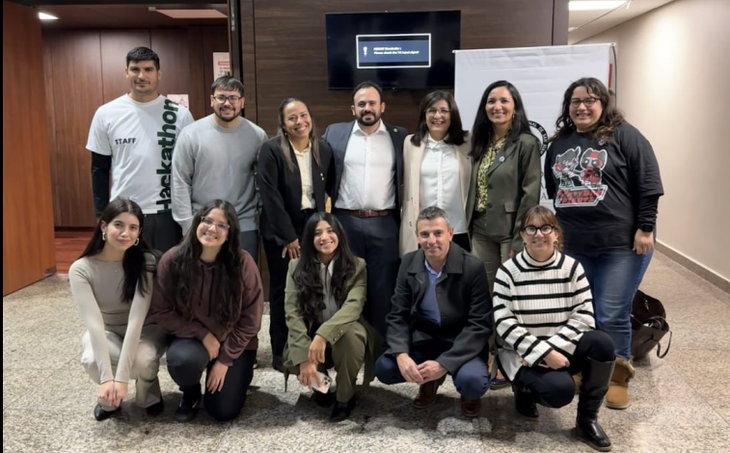 Desde la organización destacaron que el hackathon permitió acercar a estudiantes y jóvenes profesionales a problemáticas concretas que enfrenta actualmente la minería argentina. Desde la organización destacaron que el hackathon permitió acercar a estudiantes y jóvenes profesionales a problemáticas concretas que enfrenta actualmente la minería argentina.