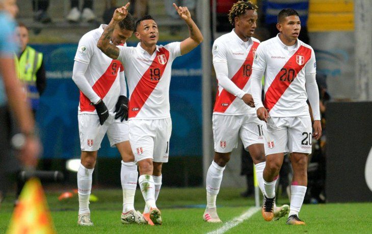 Gareca lo hizo de nuevo: Perú goleó a Chile y será el rival de Brasil en la final