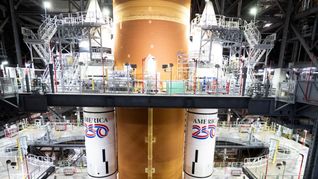 El cohete Space Launch System (SLS), de la Administración Nacional de Aeronáutica y el Espacio de EEUU. El cohete Space Launch System (SLS), de la Administración Nacional de Aeronáutica y el Espacio de EEUU.